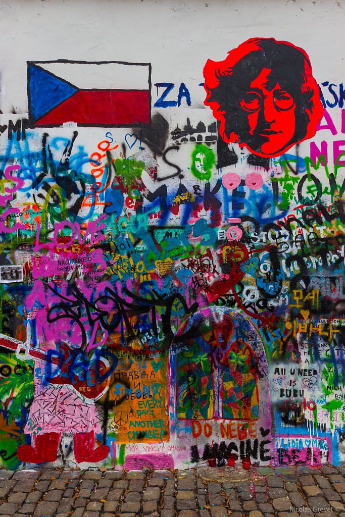 Lennonova Zeď